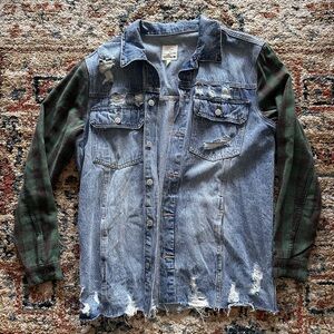 Bridge by gyl: Distressed Jean/flannel jacket SIZE: M